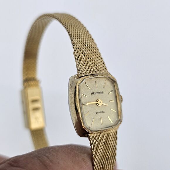 VTG Helbros Women's Watch 15MM Gold Dial Gold Milanese Band 5.5" New Battery - Picture 3 of 9